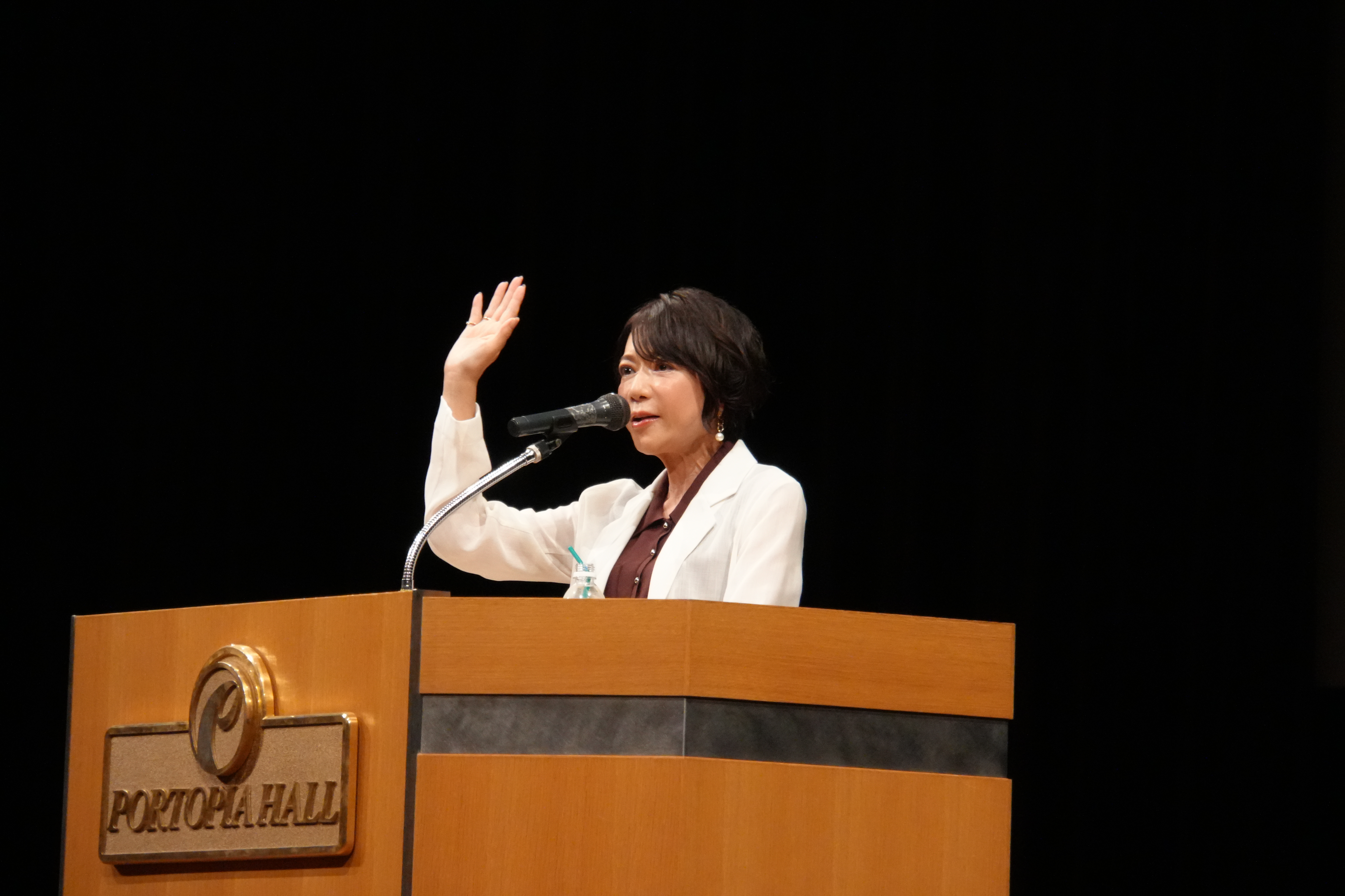 堀ちえみさん 記念講演2